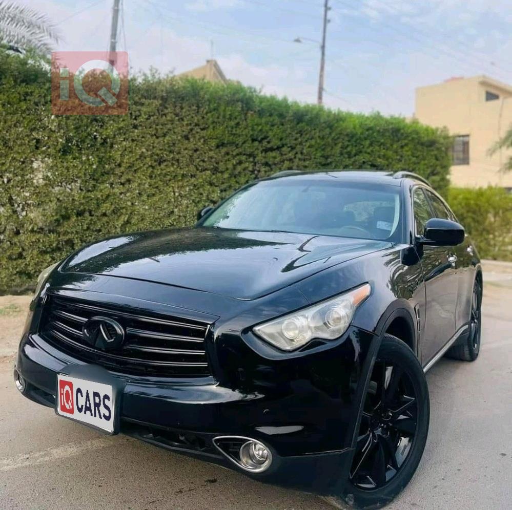 إنفينيتي FX